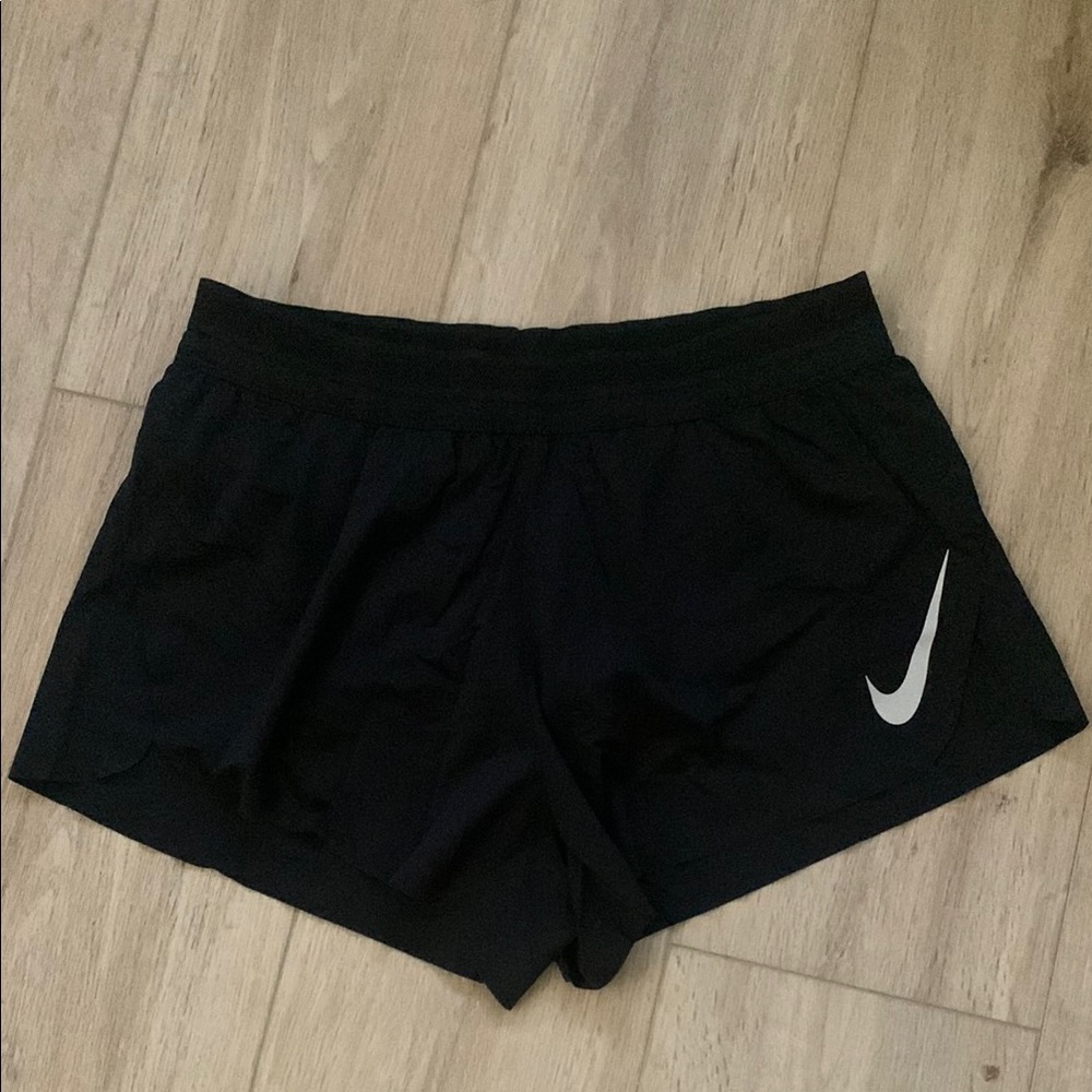 Nike Women's Aeroswift Split Shorts